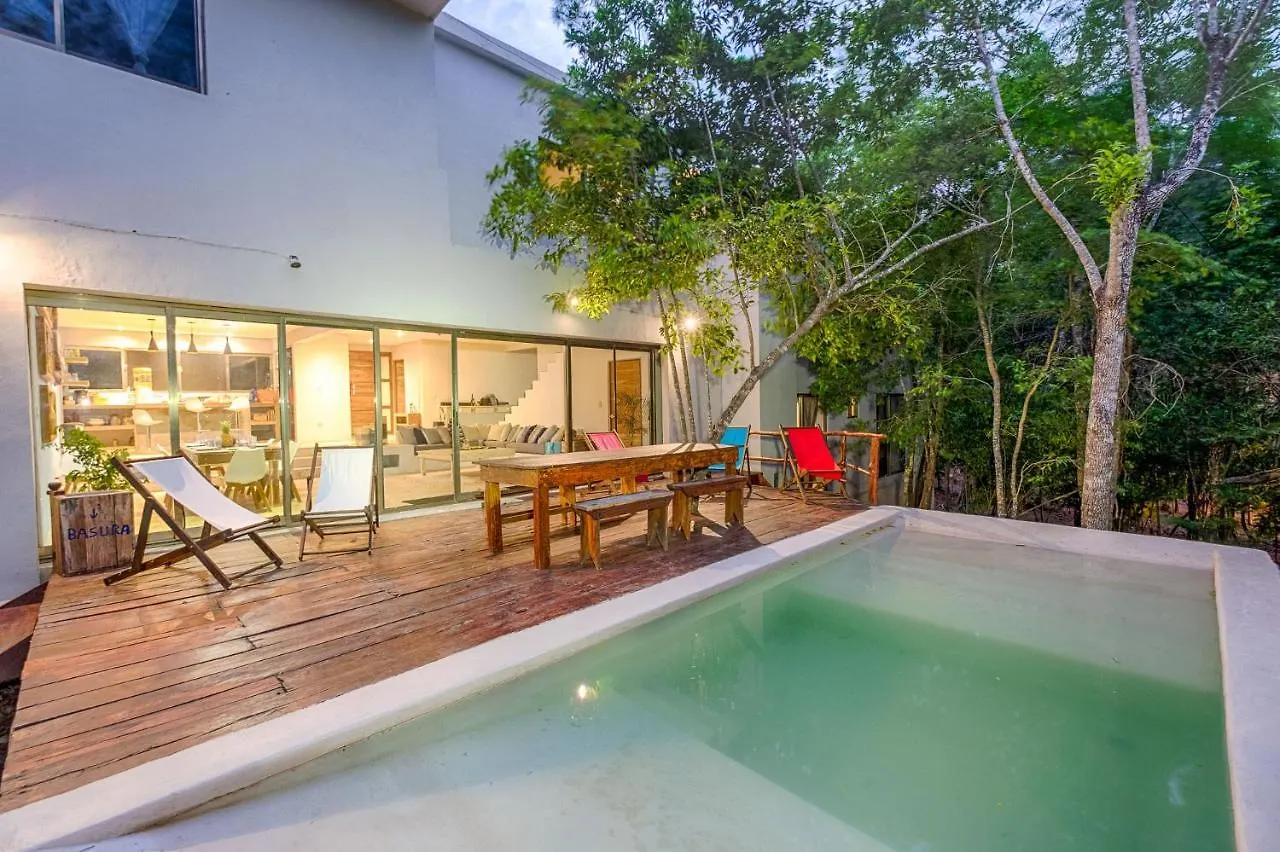 Santuario Sol Lagoon Front 24 Pax 6 Bedroom Cuartos Bacalar Holiday home